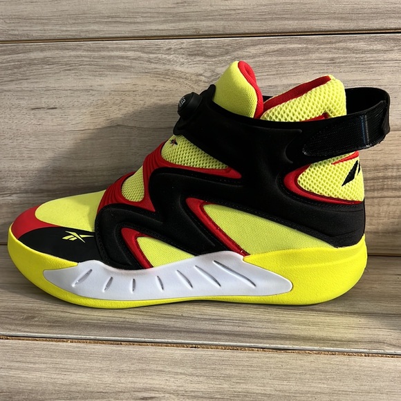 New Reebok Pump - Picture 7 of 11